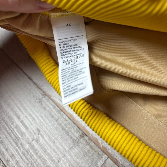 Old Navy Women's Size 4X Rib Bikini Top Adjustable Straps Yellow NWT! - Picture 12 of 16